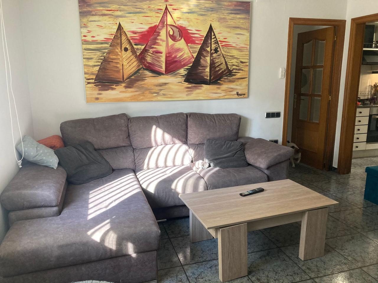A four-bedroom ground-floor flat in Can Roca