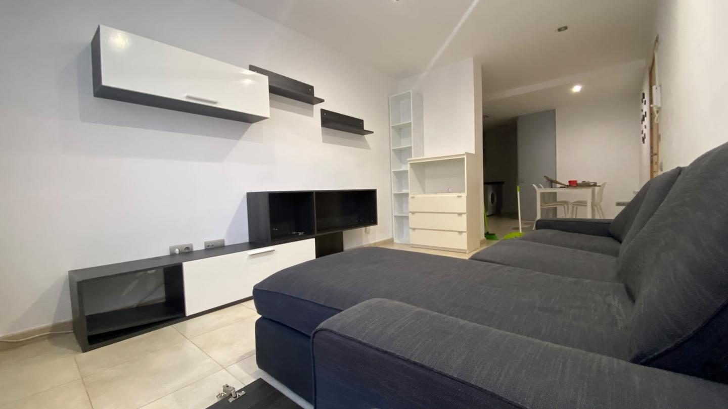 Piso con parking e inquilino en Manresa, ideal para inversores