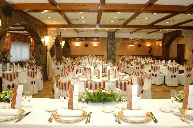 A restaurant in full swing in Les Fonts